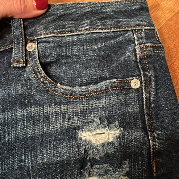 EUC American Eagle outfitters distressed, dark wash jeans - Picture 4 of 16